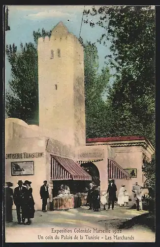 AK Marseille, Exposition coloniale 1922, Un coin du Palais de la Tunisie, Les Marchands