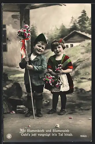 Foto-AK NPG Nr. 7926 /2: Neue Photographische Gesellschaft: Kinderpaar mit Blumenkorb