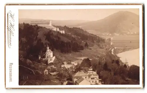 Fotografie H. Hoffmann, Regensburg, Ansicht Donaustauf, Blick nach der Walhalle, Trockenstempel 1894