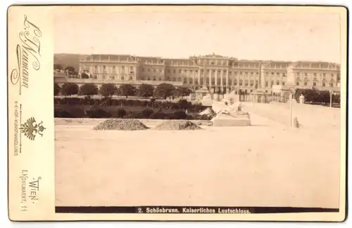 Fotografie L. J. Neumann, Wien, Ansicht Wien, Blick nach dem kaiserlichen Lustschloss Schönbrunn
