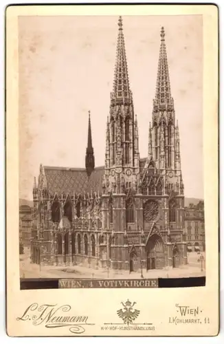 Fotografie L. J. Neumann, Wien, Ansicht Wien, Blick auf die Votivkirche