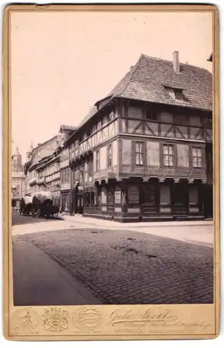 Fotografie Gebr. Noelke, Göttingen, Ansicht Göttingen, altes Junkernhaus mit Gsathaus in der Barfüsserstrasse