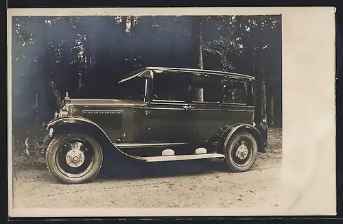 Foto-AK Auto Opel 10 /40, KFZ am Waldrand