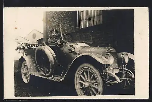 Foto-AK Fahrer in Militärauto