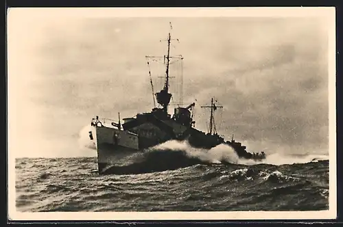 AK Torpedoboot in hoher Fahrt, leichtes Schiff der Kriegsmarine