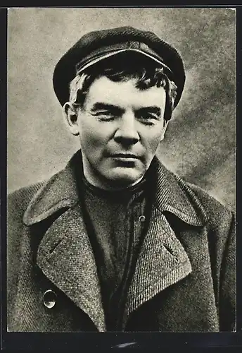 AK Lenin 1917 im Anzug mit Mütze