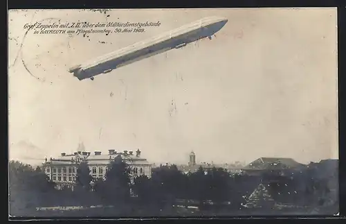 AK Bayreuth, Graf Zeppelin mit Z II. über dem Militärdienstgebäude, 1909