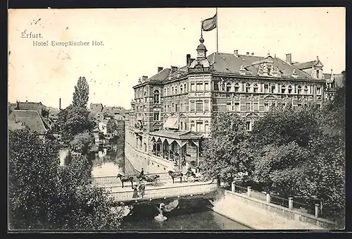 AK Erfurt, Gasthof Stadthaus mit Brücke und Kutschen aus der Vogelschau