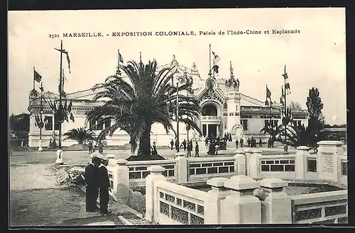 AK Marseille, Exposition Coloniale, Palais de l`Indo-Chine et Esplanade