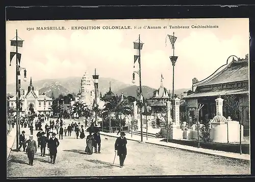 AK Marseille, Exposition Coloniale, Rue d`Annam et Tombeaux Cochinchinois