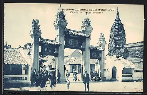 AK Marseille, Exposition coloniale 1922, Entrée du Village annamite