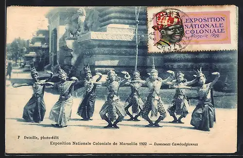 AK Marseille, Exposition nationale coloniale 1922, Danseueses Cambodgiennes