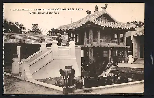 AK Marseille, Exposition Coloniale 1922, Pagode Annamite sur l'eau