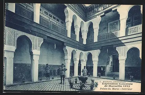 AK Marseille, Exposition coloniale 1922, Palais du Maroc, Intérieur
