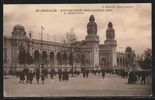 AK Marseille, Exposition coloniale 1922, Le Grand Palais