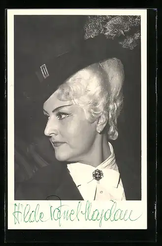 AK Opernsängerin Hilde Rössel-Majdan mit Hut, original Autograph