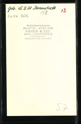 AK Opernsängerin Erika Köth in einer Szene, mit original Autograph