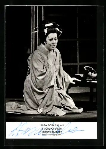 AK Opernsängerin Luisa Bosabalian als Cho-Cho-San in Madame Butterfly, mit original Autograph