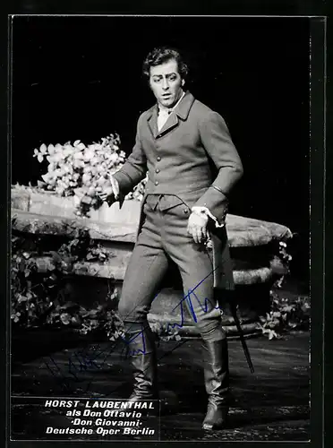 AK Opernsänger Horst Laubenthal als Don Ottavio in Don Giovanni, mit original Autograph