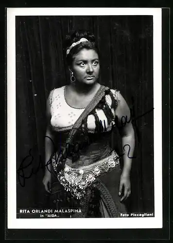 AK Opernsängerin Rita Orlandi Malaspina in Aida, mit original Autograph