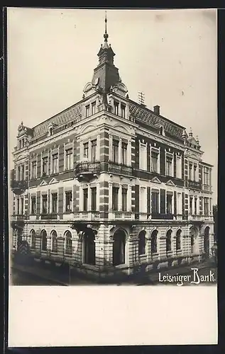 Foto-AK Leisnig, Ansicht der Leisniger Bank, Chemnitzer Strasse Ecke Würkertstrasse