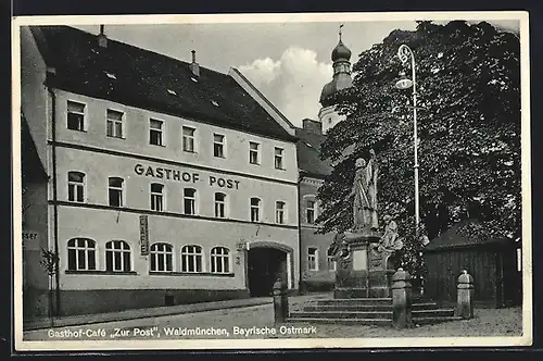 AK Waldmünchen, Blick zum Gasthof-Cafe Zur Post