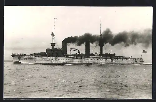 AK Kriegsschiff SMS Fürst Bismarck des Ostasiengeschwaders in voller Fahrt