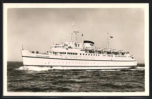 AK Bundesbahn-Hochsee-Fährschiff Deutschland auf See