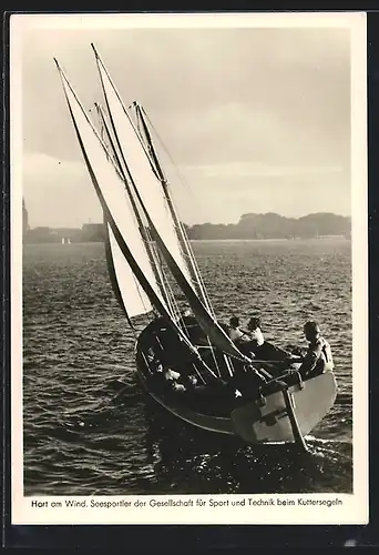 AK Seesportler der Gesellschaft für Sport und Technik beim Kuttersegeln