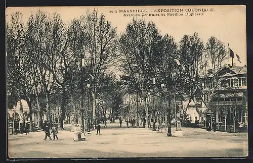 AK Marseille, Ausstellung, Exposition Coloniale, Avenues Centrales et Pavillon Duplessis