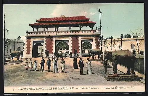 AK Marseille, Ausstellung, Exposition Coloniale, Porte de l`annam, Place des Elephants