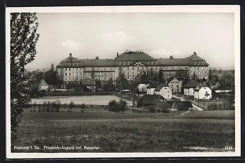AK Freiberg / Sachsen, Friedrich-August Infanterie Kaserne