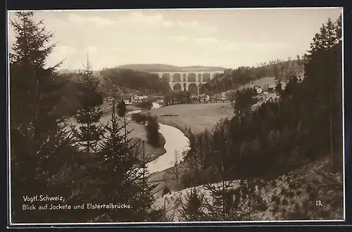 AK Jocketa /Vogtl. Schweiz, Blick auf den Ort und Elstertalbrücke