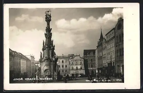 AK Neuhaus / Jindrichuv Hradec, Namesti, Denkmal auf dem Marktplatz