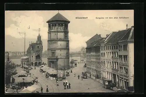 AK Düsseldorf, Burgplatz mit altem Schlossturm