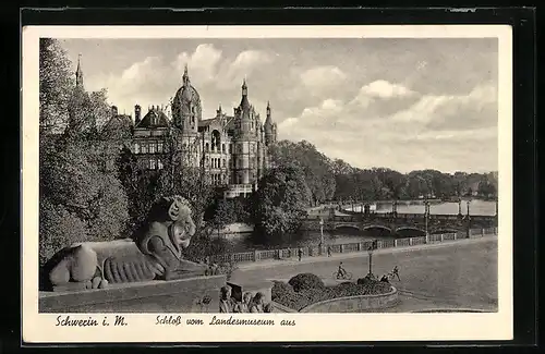 AK Schwerin i. M., Schloss vom Landesmuseum aus
