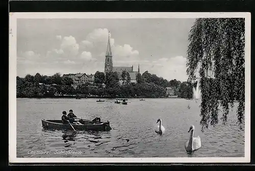 AK Chemnitz, Schlossteich mit Boot und Schwänen