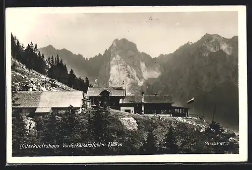 AK Unterkunftshaus Vorderkaisersfelden, Ansicht mit Bergpanorama