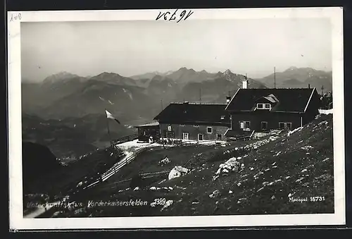 AK Unterkunftshaus Vorderkaisersfelden, Ansicht mit Alpen