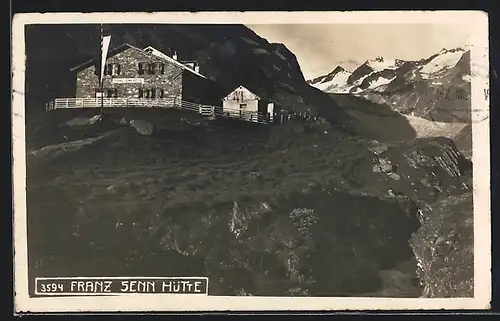 AK Franz Senn Hütte, Haus im Sonnenschein