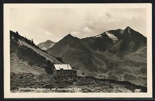 AK Brandberger Kolmhaus, Berghütte mit Ahornspitze