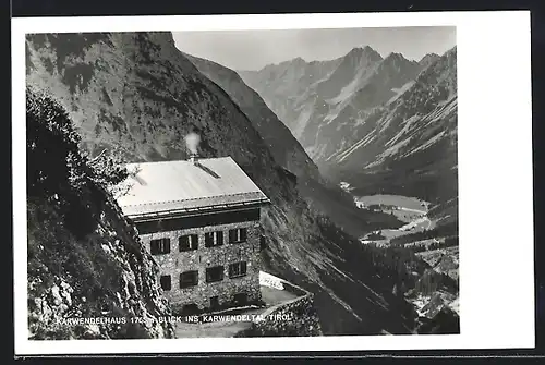 AK Karwendelhaus, Berghütte mit Blick ins Karwendeltal