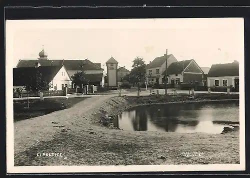 AK Lipoltice, Strassenpartie am Wasser