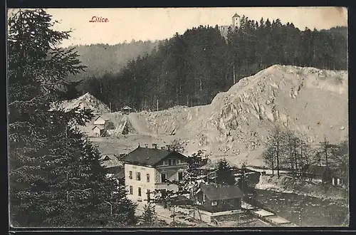 AK Litice, die Kirche auf dem Berg, Blick auf den Abbau