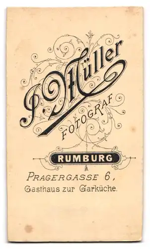 Fotografie J. Müller, Rumburg, Pragergasse 6, Eleganter Herr mit Zwirbalbart