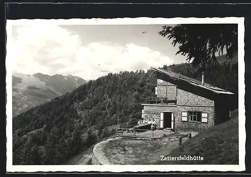 AK Zettersfeldhütte, Berghütte mit Panorama