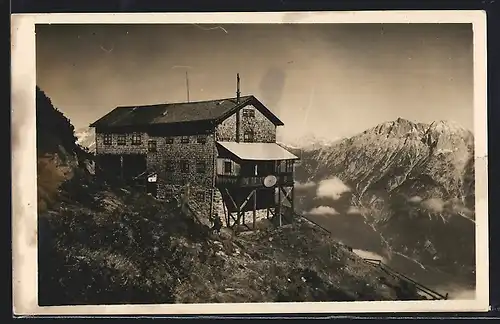 AK Neuburgerhütte, Blick ins Tal