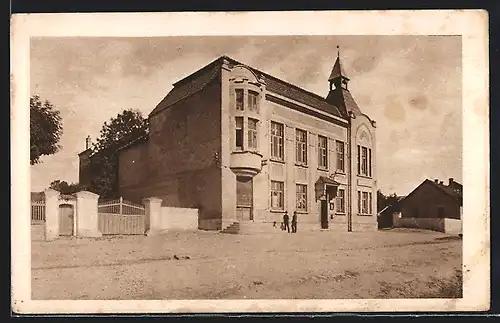 AK Milovice, Hotel Malý mit Strasse