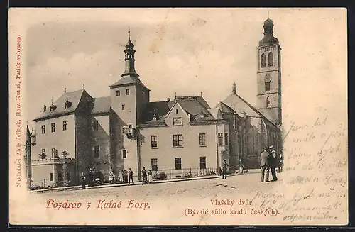 AK Kutna Hora, Ortspartie mit Turmgebäude, Kirche und Passanten