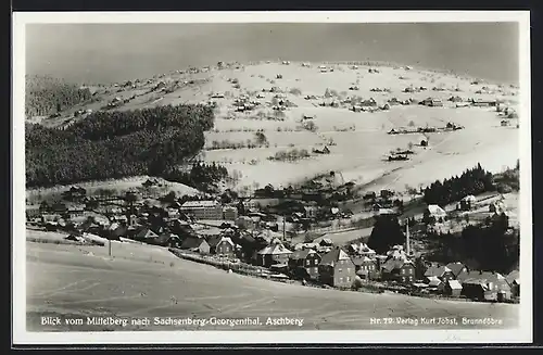 AK Sachsenberg-Georgenthal, Ortsansicht im Schnee mit Aschberg